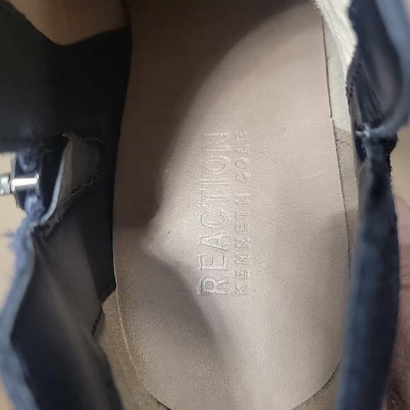 Reaction by Kenneth Cole "Kite Fly" Navy Blue Suede Booties, Size 8 - Picture 7 of 8